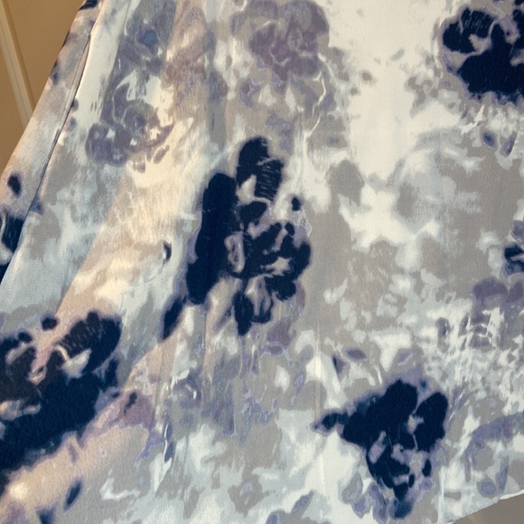 Mini Wilfred abstract pattern dress - Picture 4 of 7